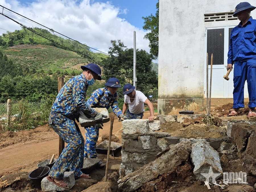 Lữ đoàn 101: Thần tốc hoàn thành “Chiến dịch Quang Trung” xây nhà giúp dân